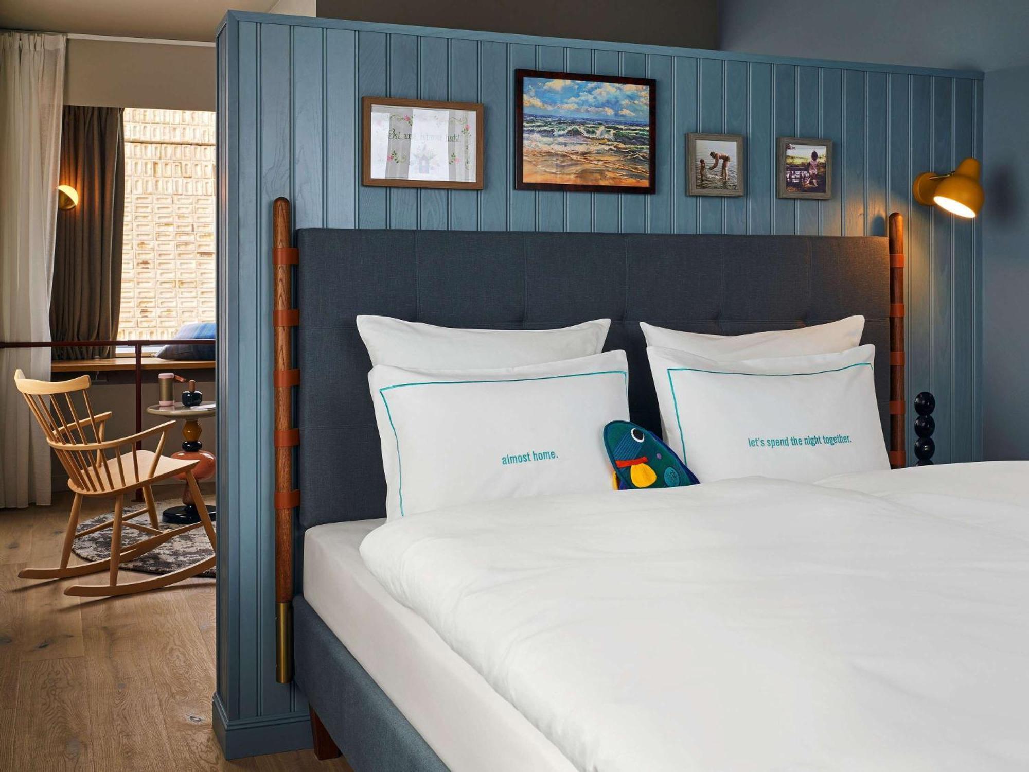 25hours Paper Island Hotell 4*