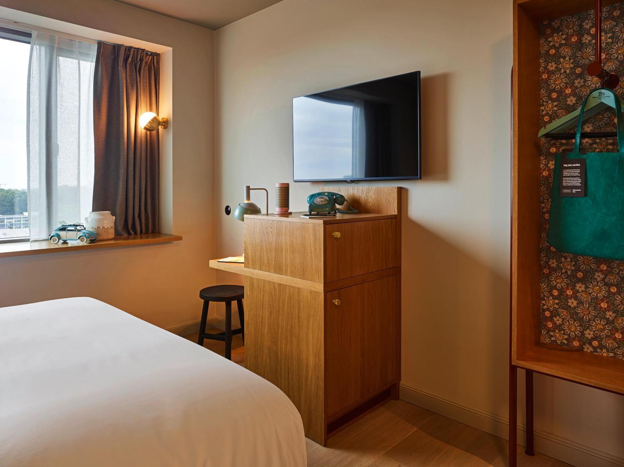 25hours Paper Island Hotell
